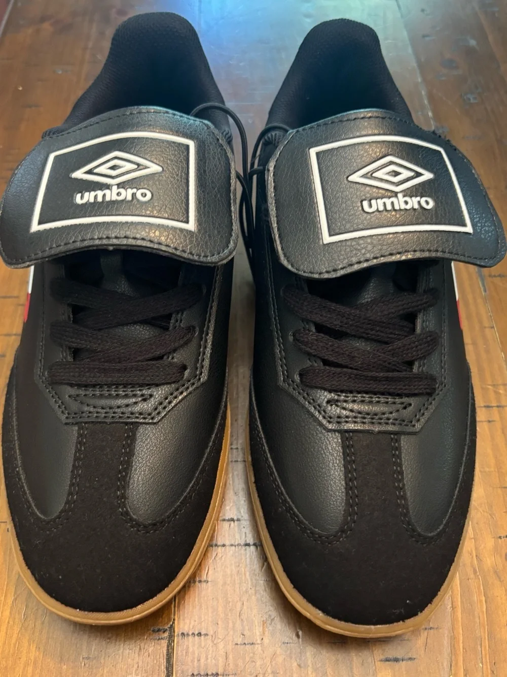 Retro Umbro Black Soccer Sneakers Size 6  NWT